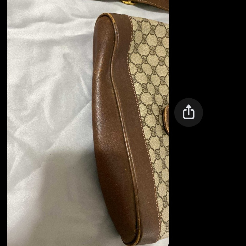 Gucci Tan and Brown Shoulder Bag with Gold Accent Authenticity confirmed - Picture 4 of 8